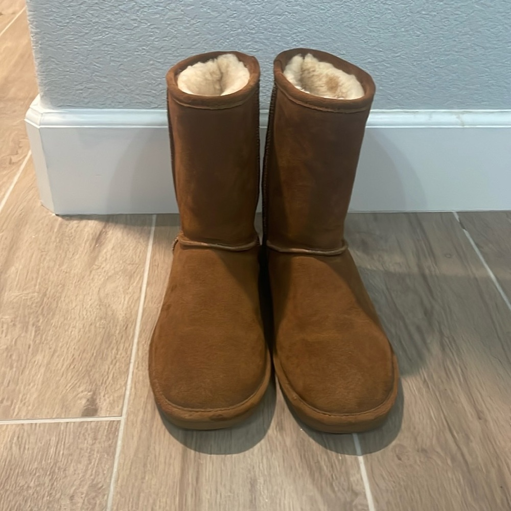 Bearpaw cozy brown winter boots women’s size 9